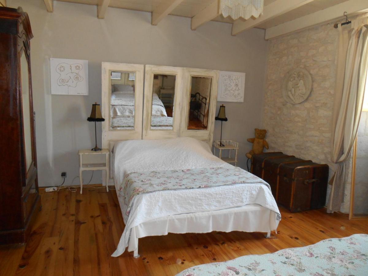 Le Vieux Prieure Bed & Breakfast Cresse Exterior photo